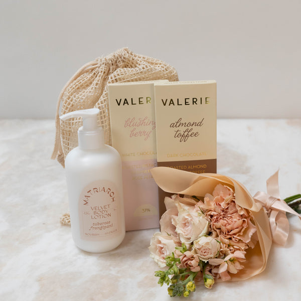 Adore Bundle & Bouquet